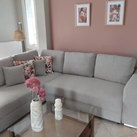 Lena's Family Apartment *